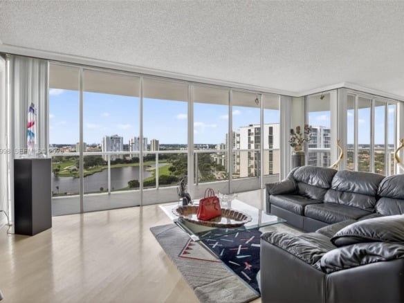 20281 E Country Club Dr # 1801, Aventura FL 33180 — #A11837998