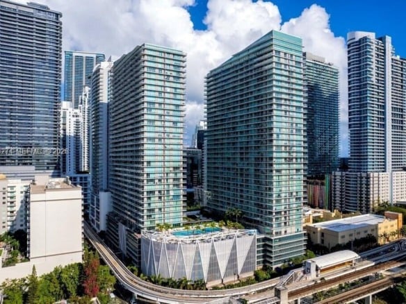 1111 SW 1st Ave, Miami FL 33130 — #A11838274