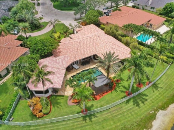 2914 Medinah, Weston FL 33332 — #A11838673