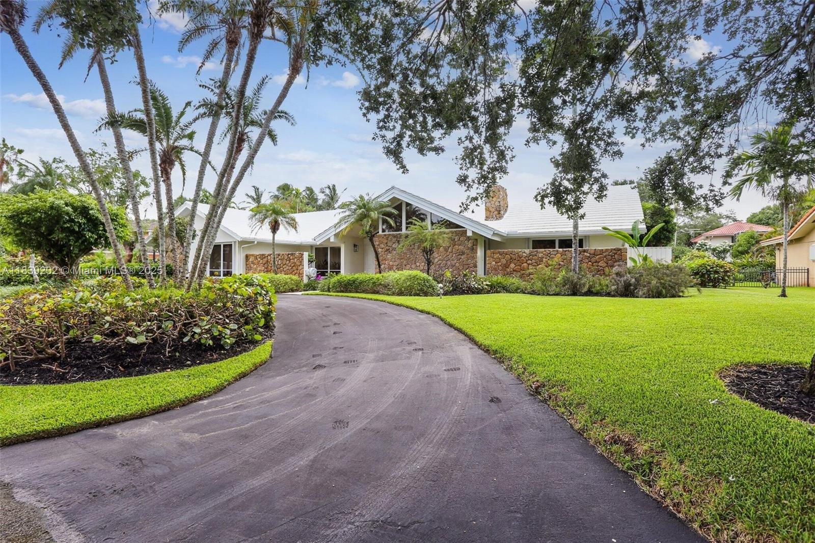 83dcefb7-6680 13025 SW 108th Ave, Miami FL 33176 — #A11839202