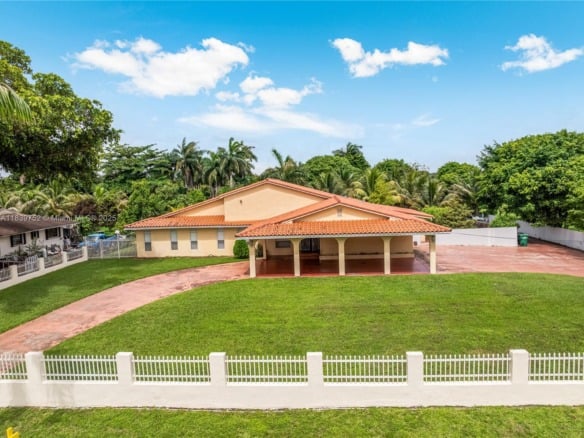 400 NW 128th Ave, Miami FL 33182 — #A11839752