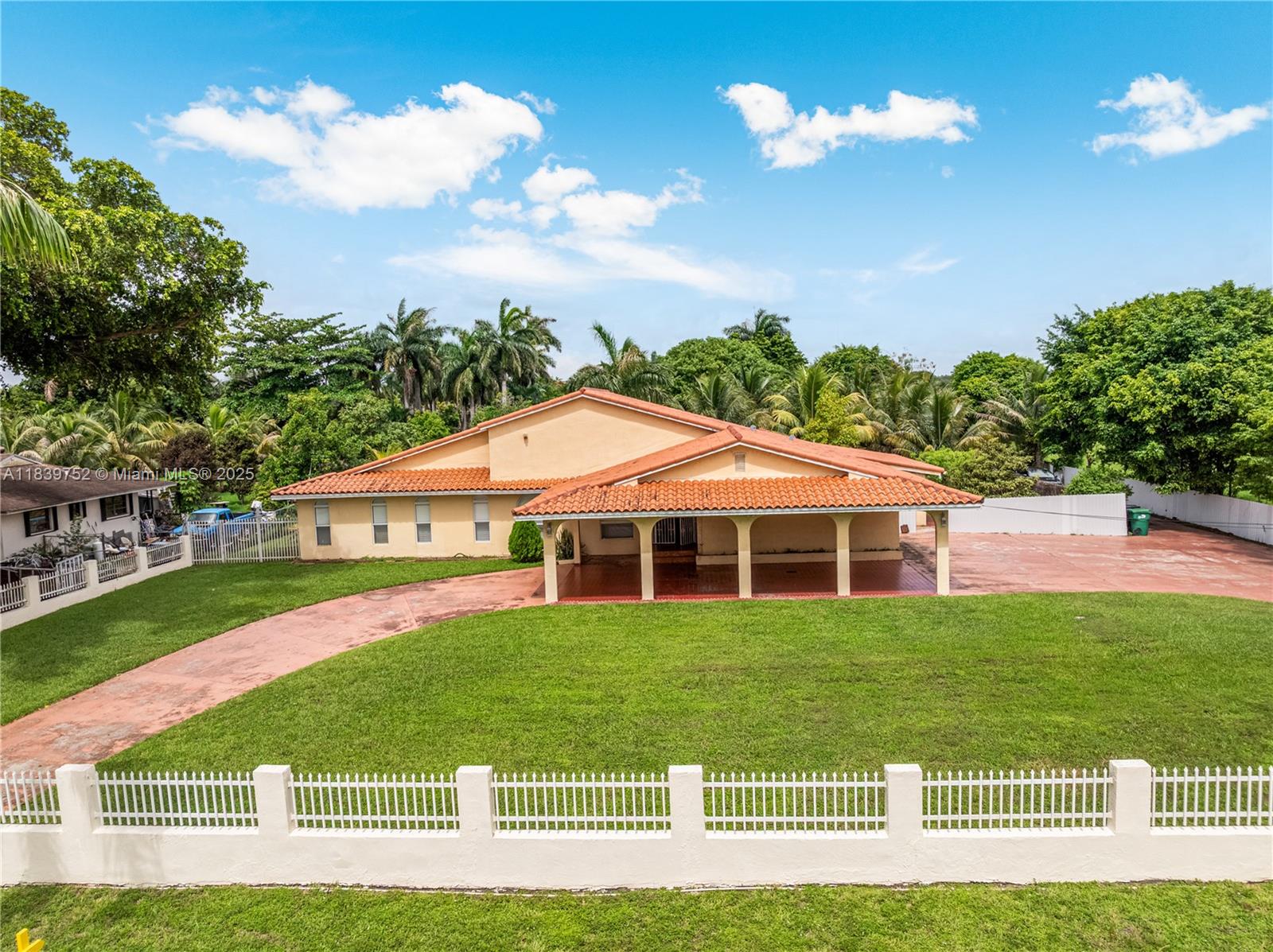83dcefb7-6695 400 NW 128th Ave, Miami FL 33182 — #A11839752
