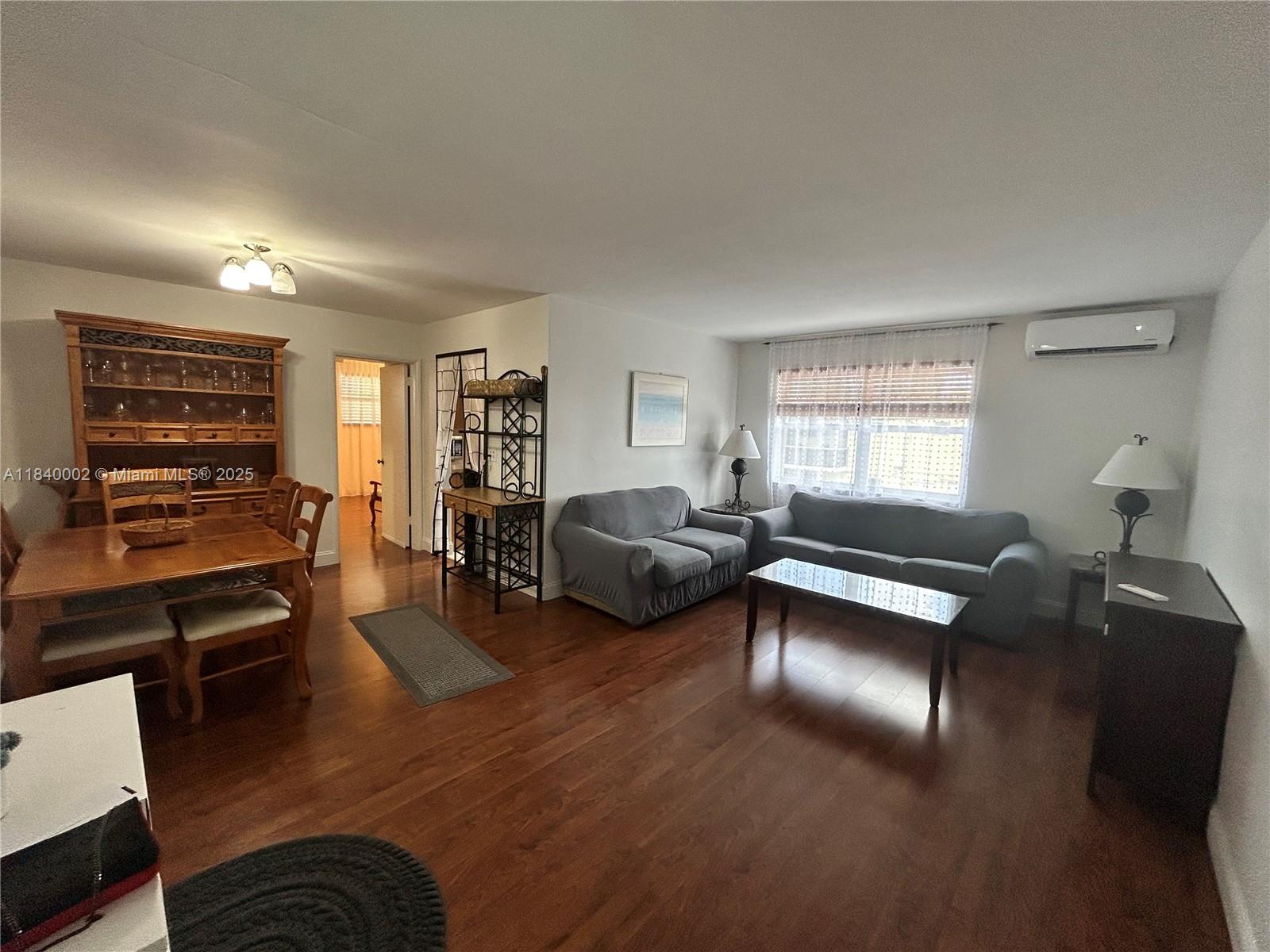 83dcefb7-6706 1717 Rodman St # 15, Hollywood FL 33020 — #A11840002