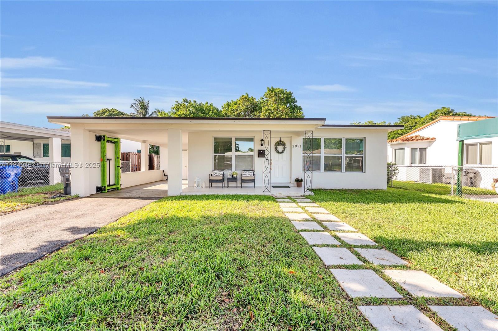2851 Washington St, Hollywood FL 33020 — #A11840467