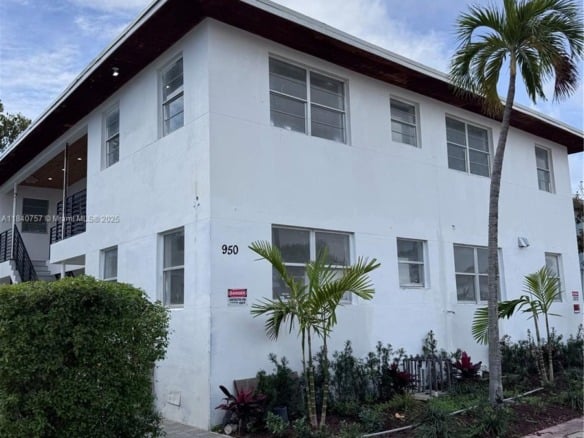 950 79th Ter, Miami Beach FL 33141 — #A11840757