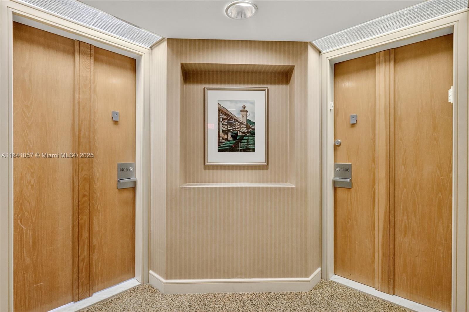 83dcefb7-6742 20185 E Country Club Dr, Aventura FL 33180 — #A11841057