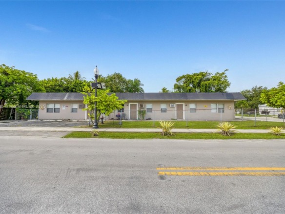 848 NW 2nd Ave, Fort Lauderdale FL 33311 — #A11841385