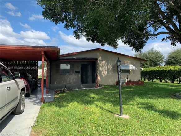 2201 Croton CT, Lehigh Acres FL 33936 — #A11842047