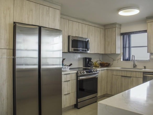 2780 NE 183rd St # 1001, Aventura FL 33160 — #A11842330