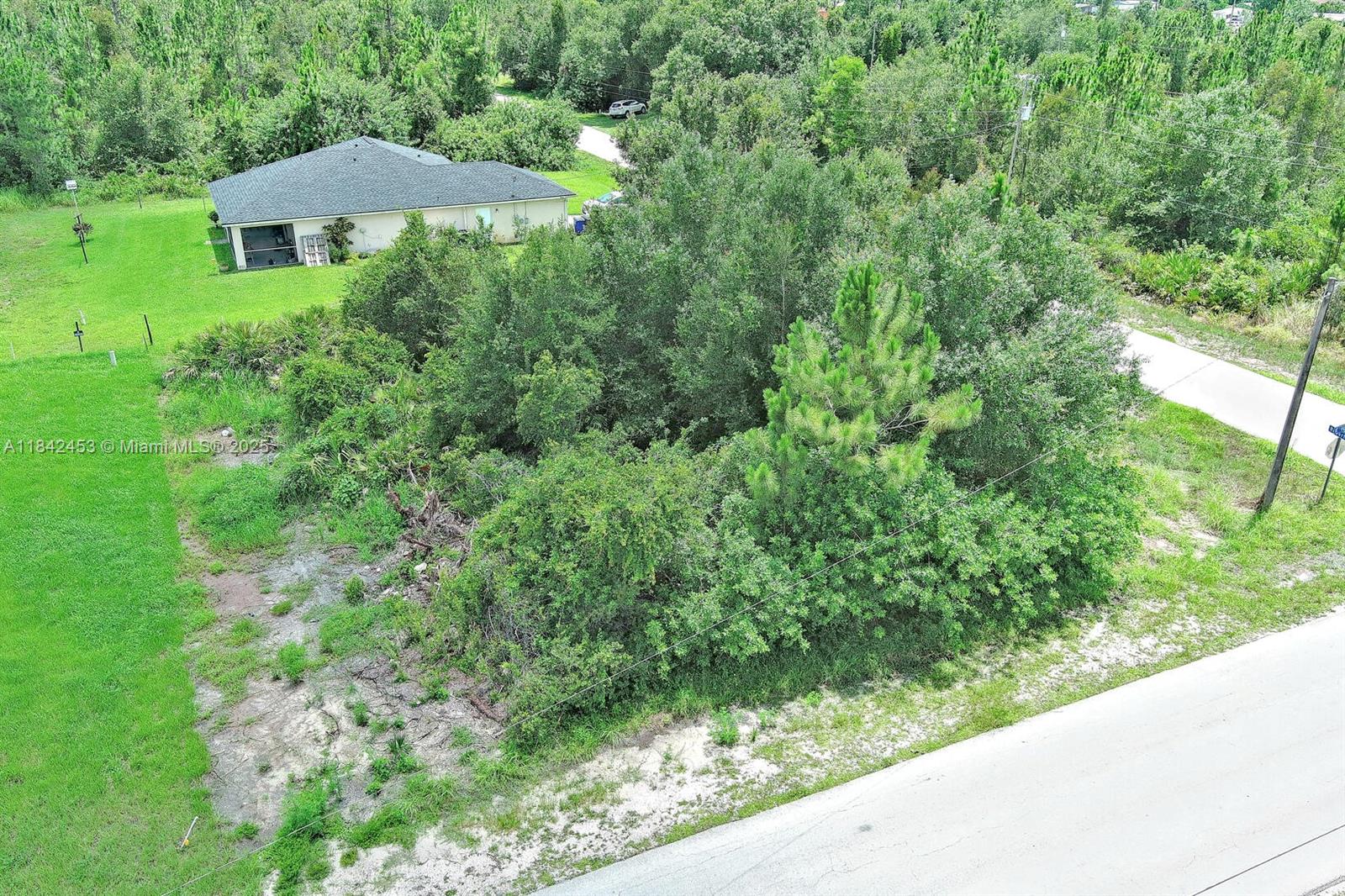 2500 E 10th St, Lehigh Acres FL 33936 — #A11842453