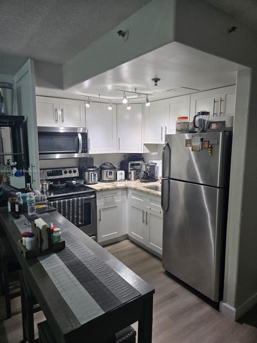 83dcefb7-6811 16450 NW 2nd Ave # 310, Miami FL 33169 — #A11842721