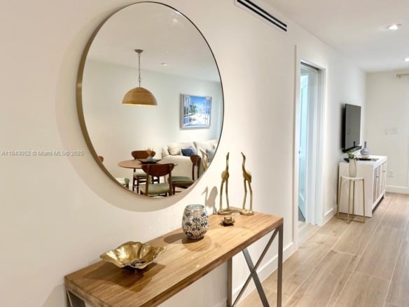 72 S 7 # 112, Naples FL 34102 — #A11843052