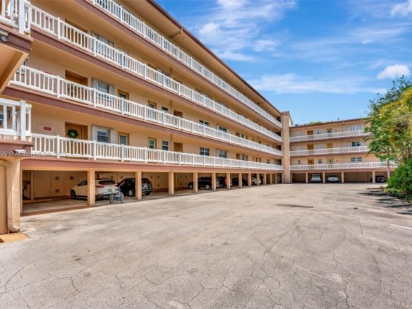 6751 Cypress Rd # 306, Plantation FL 33317 — #A11843299
