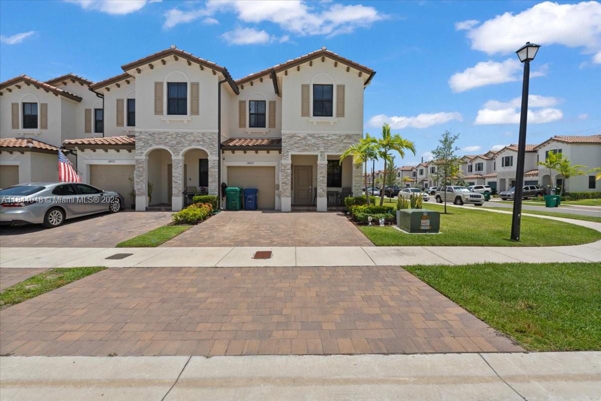 83dcefb7-6860 24717 SW 119th Pl, Homestead FL 33032 — #A11844048