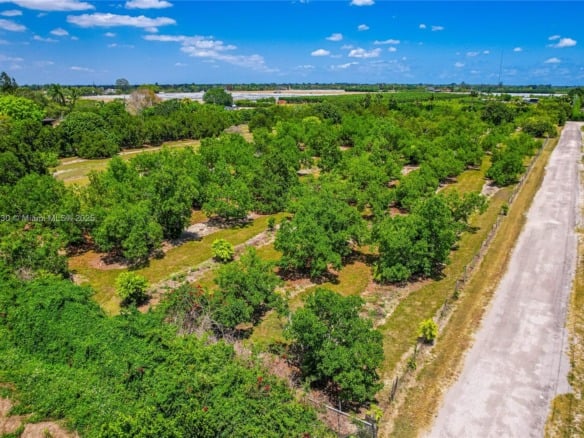 254XX Sw 217ave, Homestead FL 33031 — #A11844730