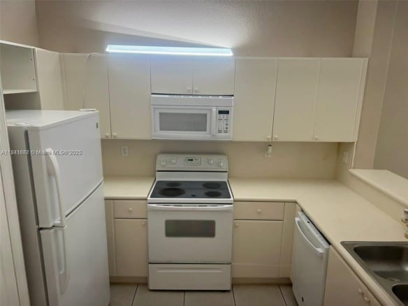 1666 SE 27th Ct # 208, Homestead FL 33035 — #A11841087