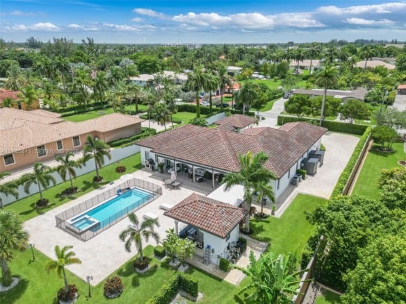 331 SW 124th Ave, Miami FL 33184 — #A11845411