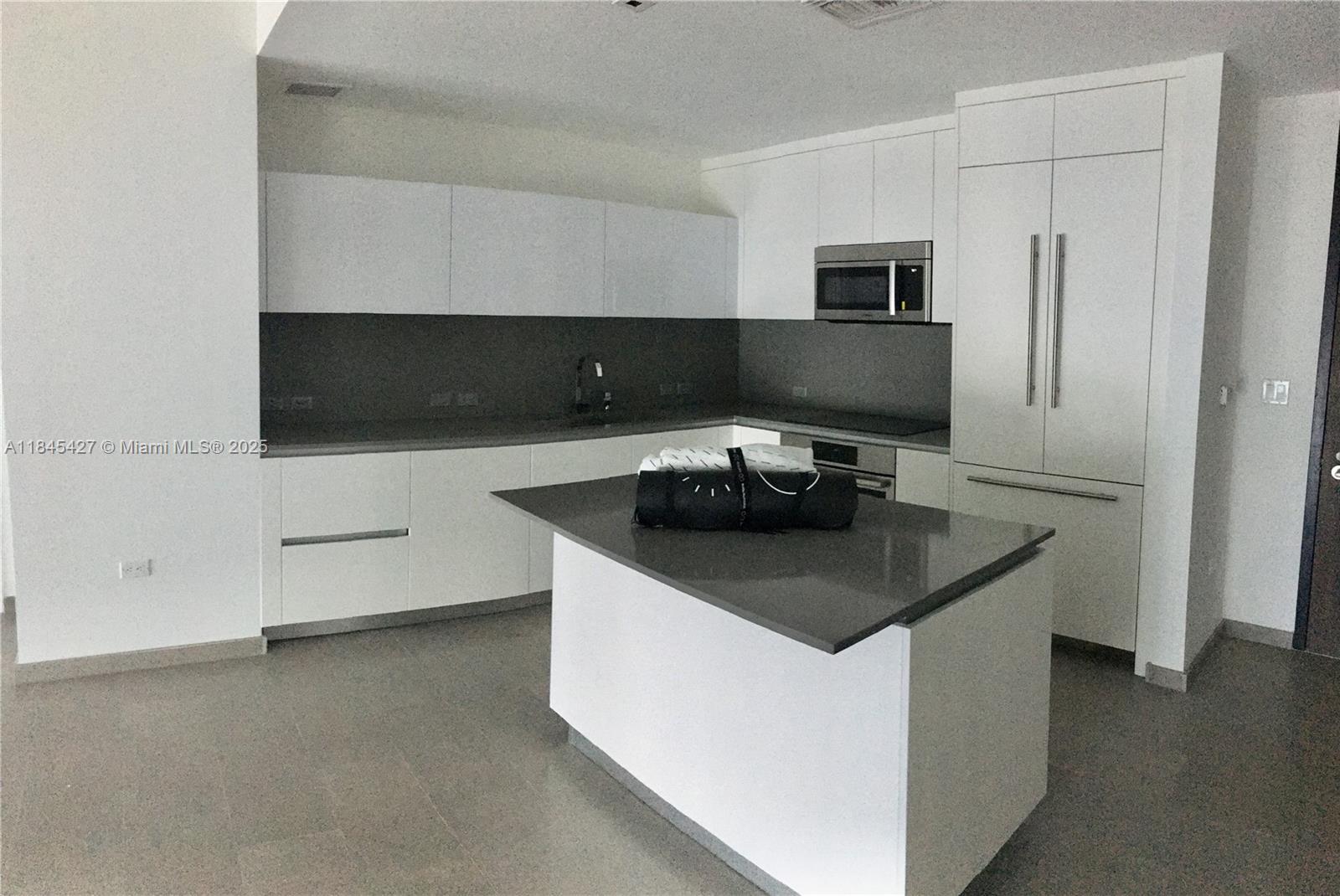 83dcefb7-6912 88 SW 7th St # 2305, Miami FL 33130 — #A11845427