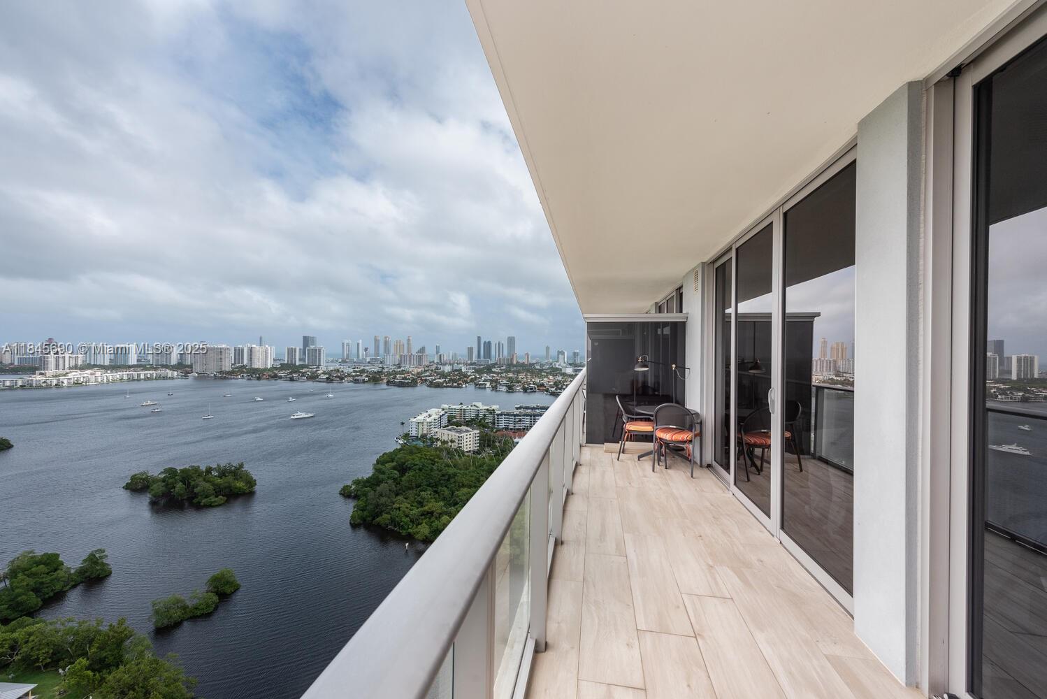 83dcefb7-6919 16385 Biscayne Blvd # 2904, North Miami Beach FL 33160 — #A11845690