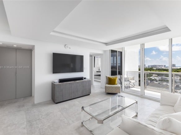 1800 Sunset Harbour Dr # 1515, Miami Beach FL 33139 — #A11845781