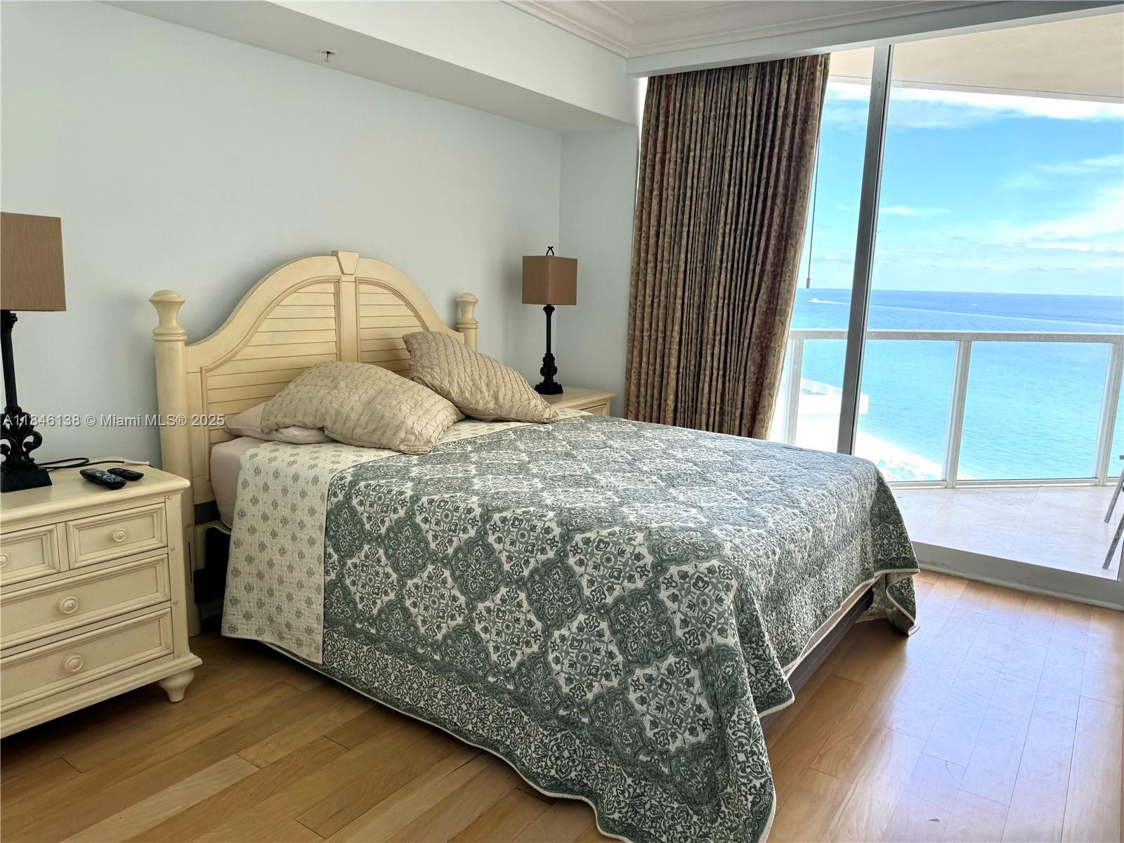 83dcefb7-6937 16699 Collins Ave # 1504, Sunny Isles Beach FL 33160 — #A11846138