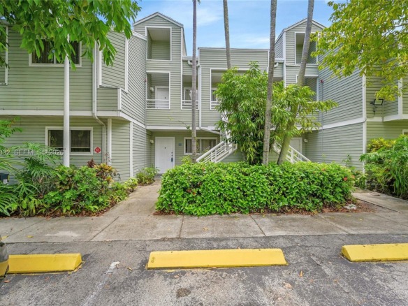 3453 NW 44th St # 107, Oakland Park FL 33309 — #A11846332