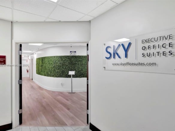 12550 Biscayne Blvd # 11, North Miami FL 33181 — #A11846621