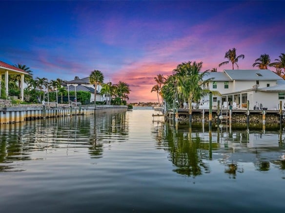 934 Penn Trl, Jupiter FL 33458 — #A11846942