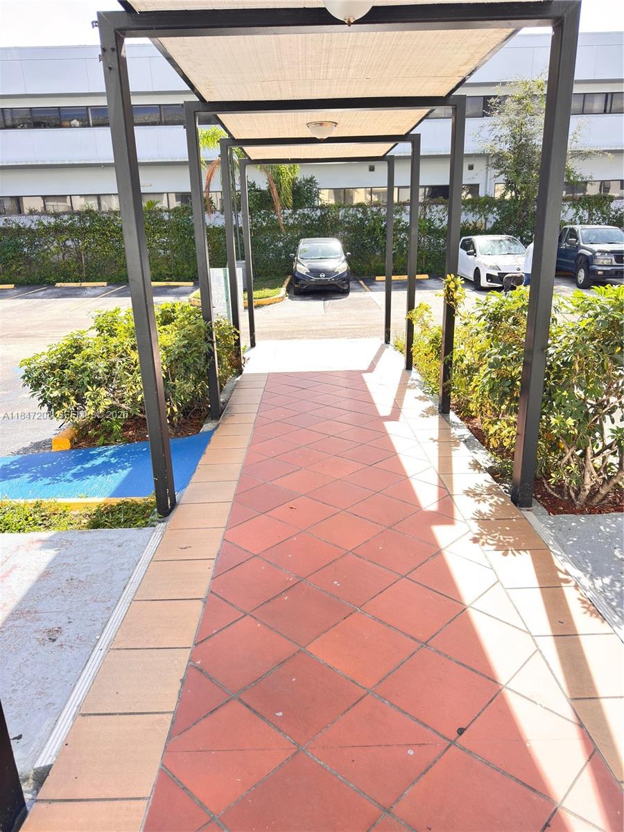 83dcefb7-6977 16450 NW 2nd Ave # 207, Miami FL 33169 — #A11847208