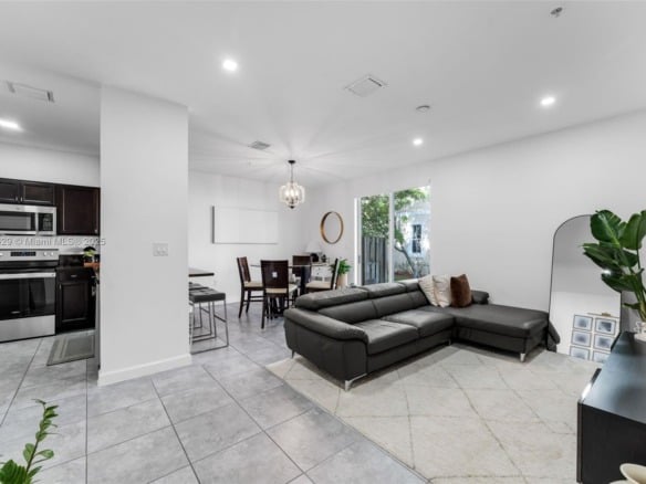 134 SE 28th Ter # 10, Homestead FL 33033 — #A11847529