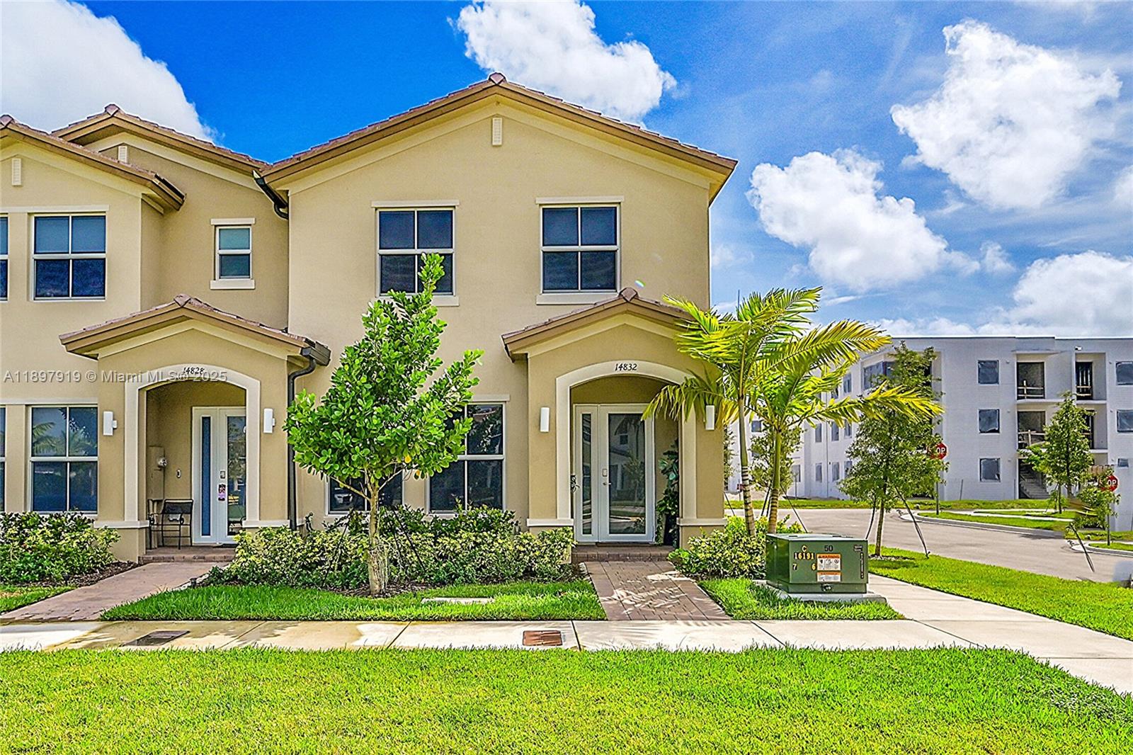 83dcefb7-699 14832 SW 265th St, Homestead FL 33032 — #A11897919