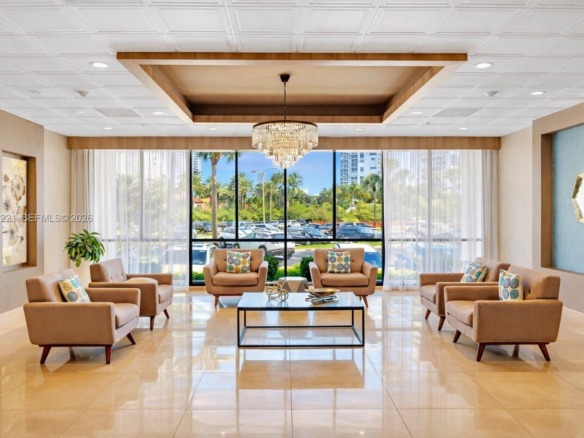 3701 N Country Club Dr # 204, Aventura FL 33180 — #A11848221