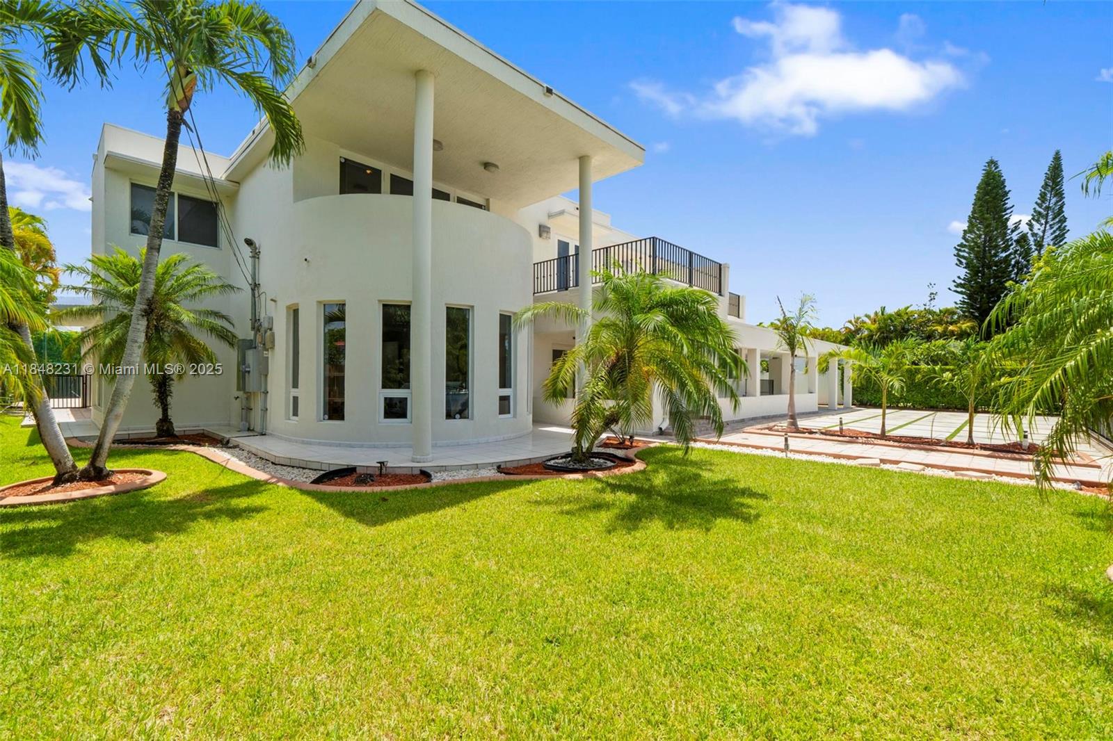 83dcefb7-7012 5045 SW 67th Ave, South Miami FL 33155 — #A11848231