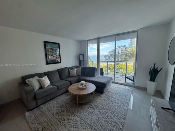 1155 Brickell Bay Dr # 307, Miami FL 33131 — #A11848354
