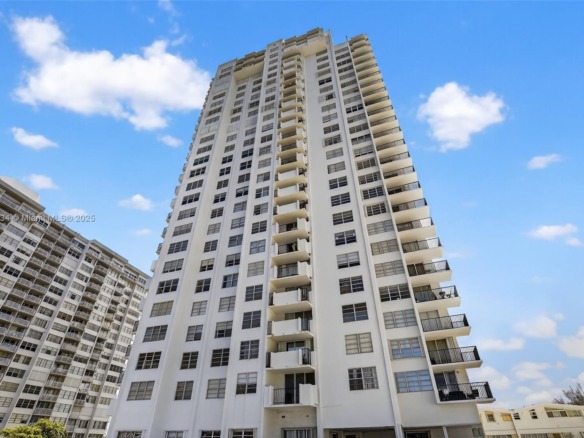 2750 NE 183rd St # 506, Aventura FL 33160 — #A11848534