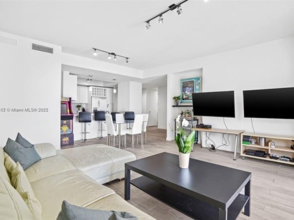 999 SW 1st Ave # 2717, Miami FL 33130 — #A11848657