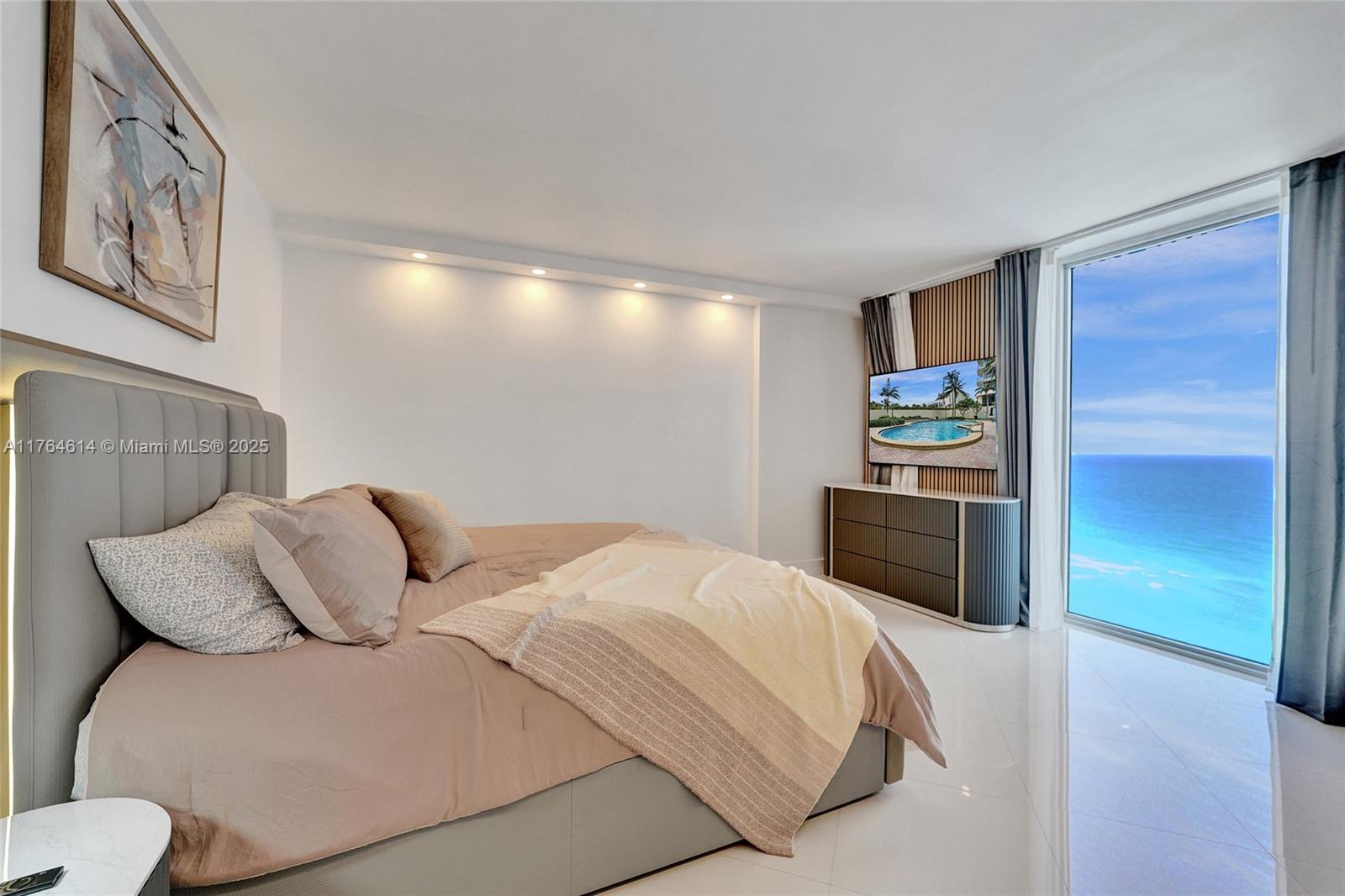 83dcefb7-704 4001 S Ocean Dr # 16P, Hollywood FL 33019 — #A11764614