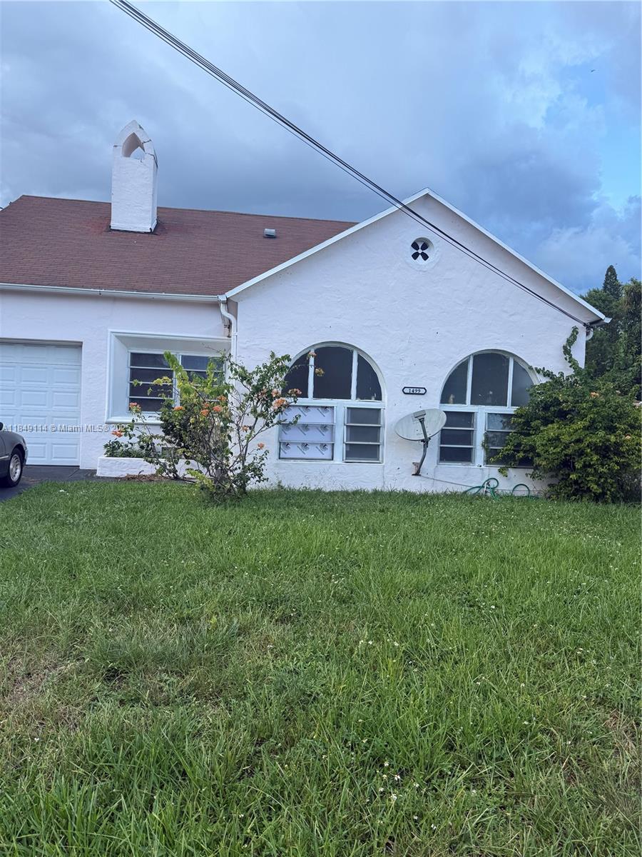 83dcefb7-7058 1499 NW 32nd St, Miami FL 33142 — #A11849114
