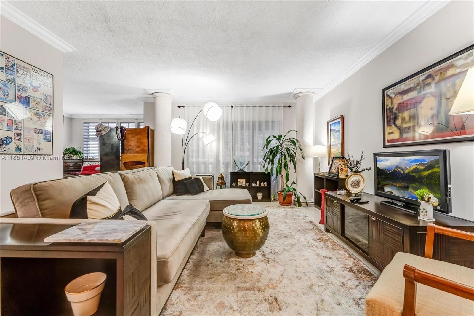4330 Hillcrest Dr # 516, Hollywood FL 33021 — #A11851409