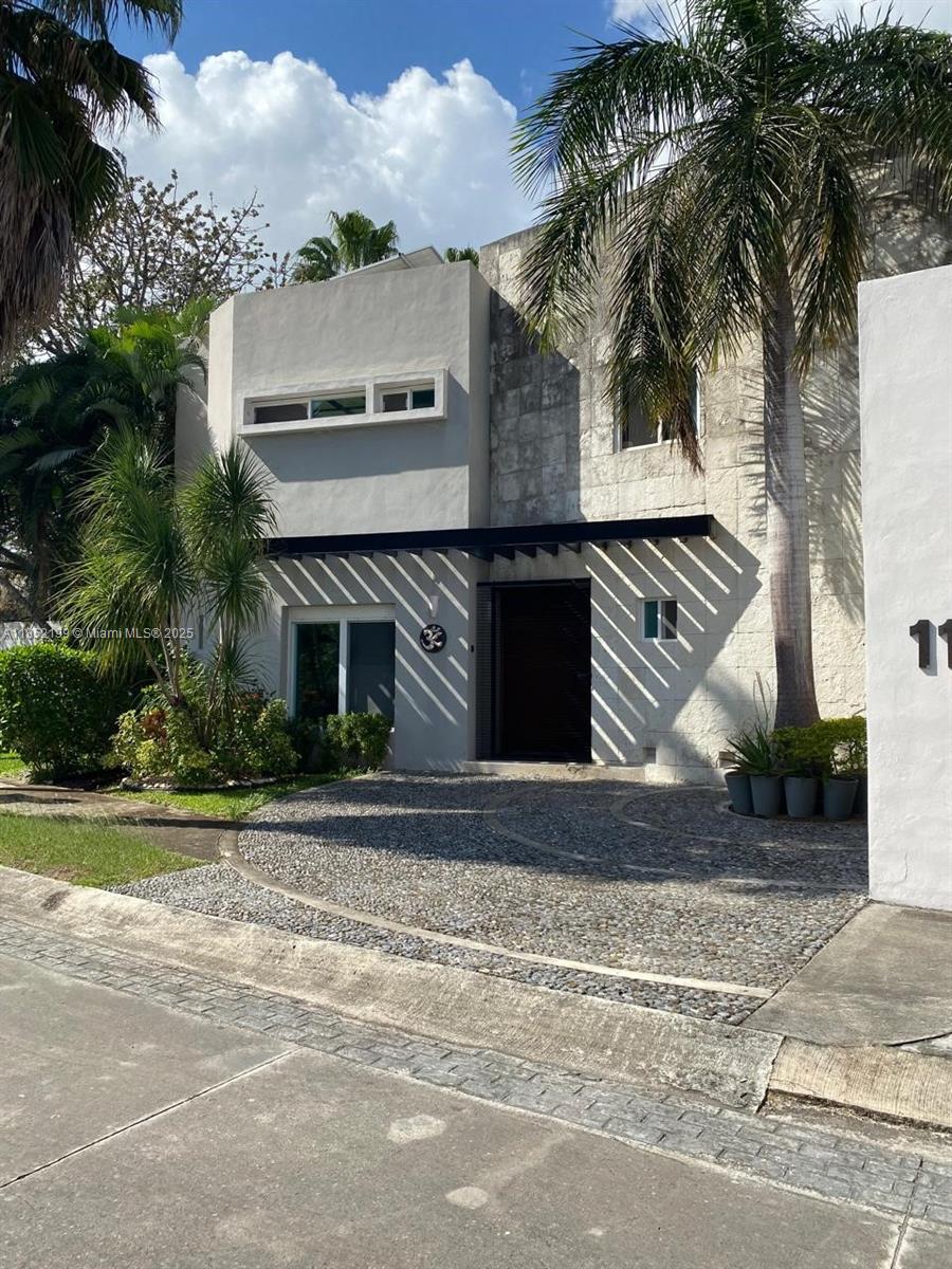 83dcefb7-7169 Listing #A11852199