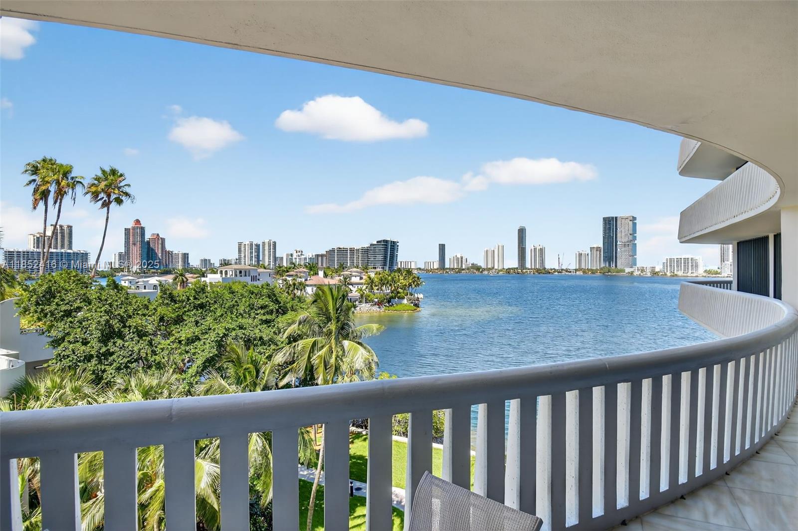 83dcefb7-7176 3000 Island Blvd # 505, Aventura FL 33160 — #A11852416