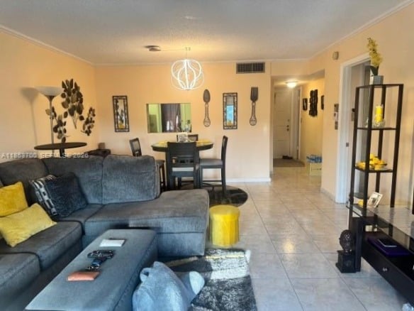 4270 NW 40th St # 306, Lauderdale Lakes FL 33319 — #A11853700