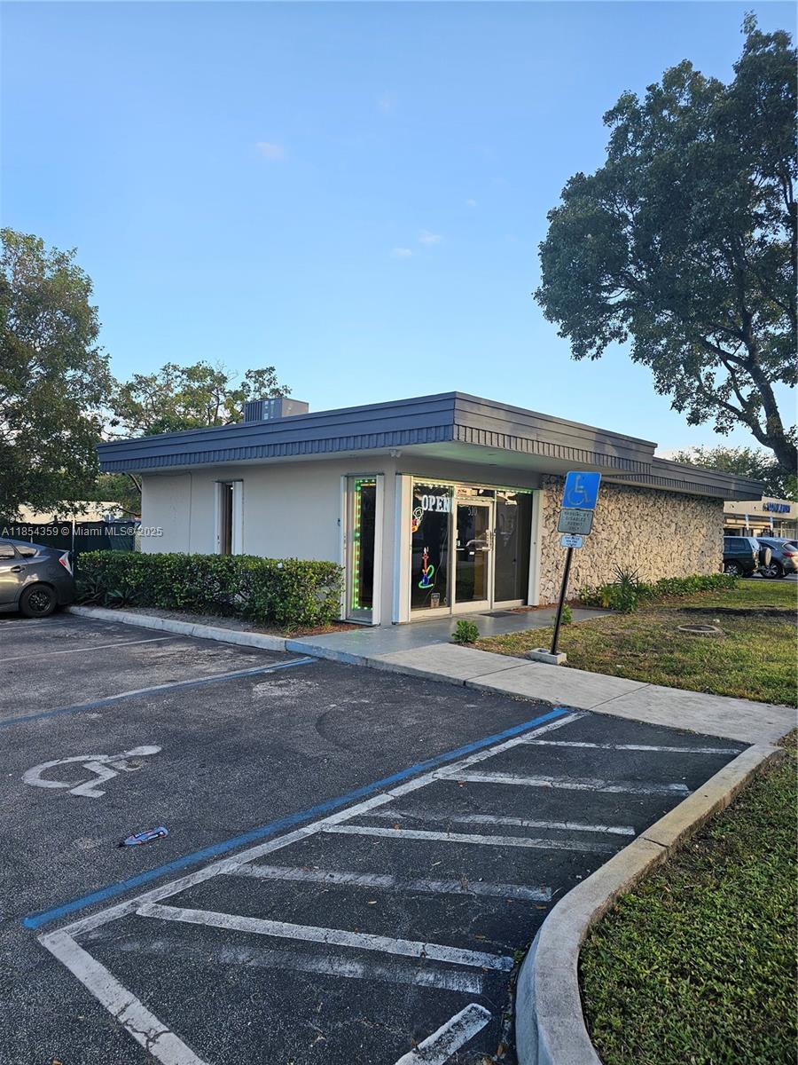 510 s state RD 7, Plantation FL 33317 — #A11854359