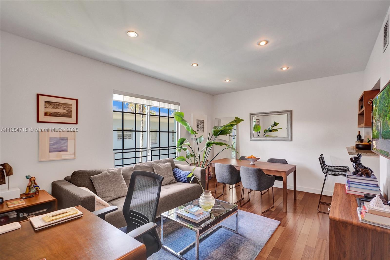 83dcefb7-7278 815 Euclid Ave # 8, Miami Beach FL 33139 — #A11854715