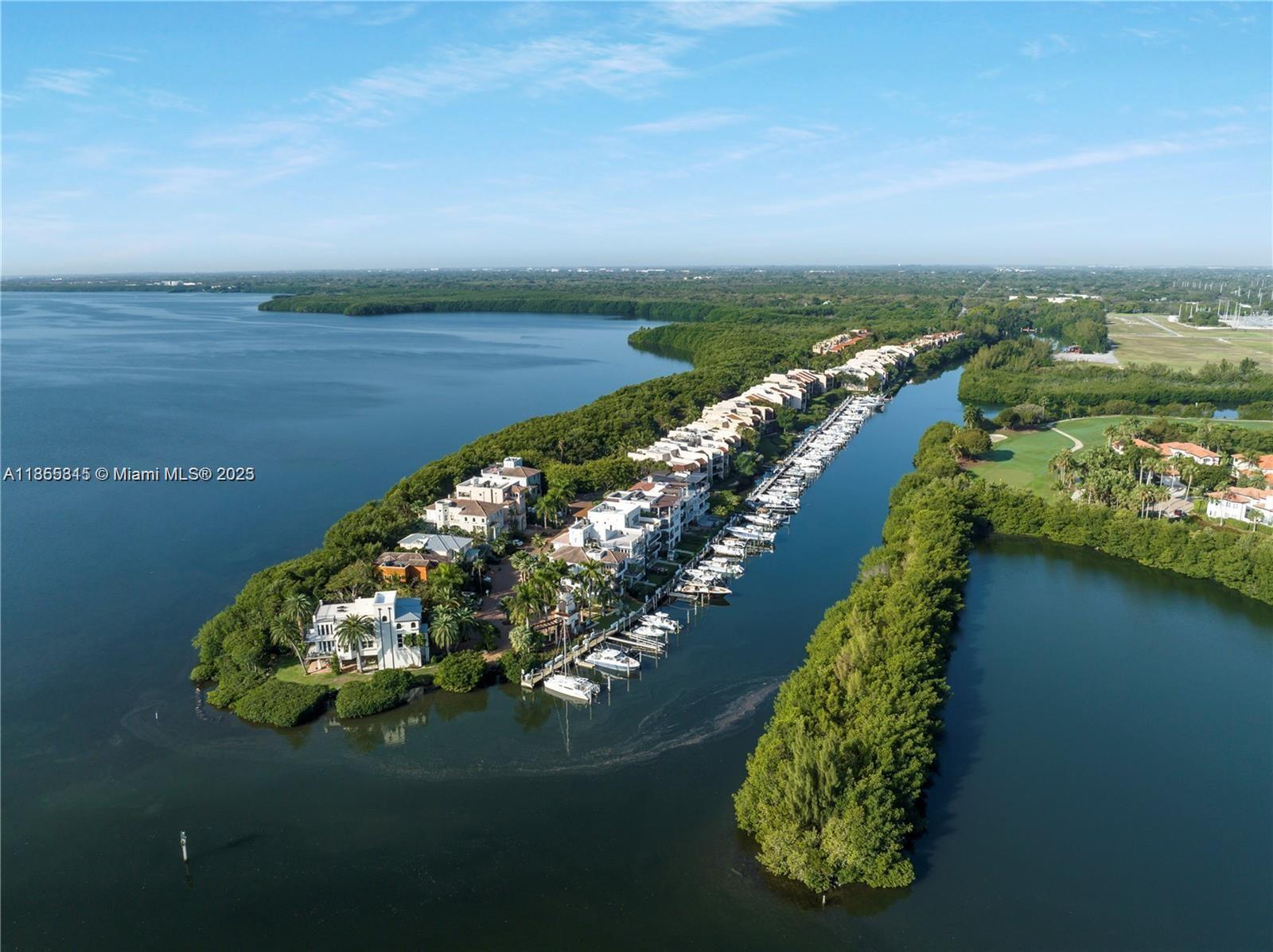 83dcefb7-7308 6200 SW 152nd St #5, Palmetto Bay FL 33157 — #A11855315