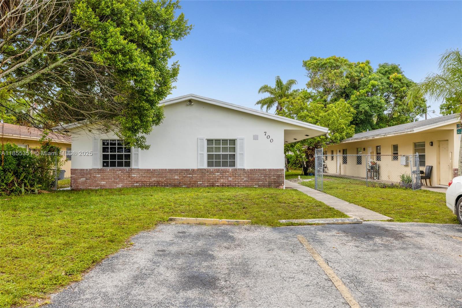 83dcefb7-7311 700 SW 16th Ave, Fort Lauderdale FL 33312 — #A11855351