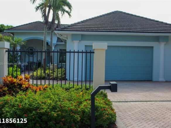 15255 SW 80th Ave, Palmetto Bay FL 33157 — #A11856125