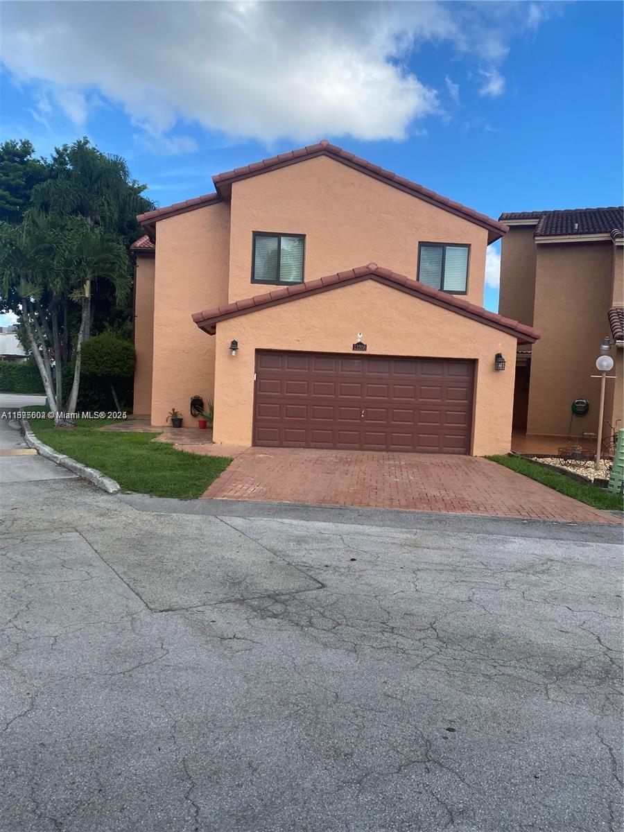 83dcefb7-736 13208 SW 10th Ln, Miami FL 33184 — #A11895602