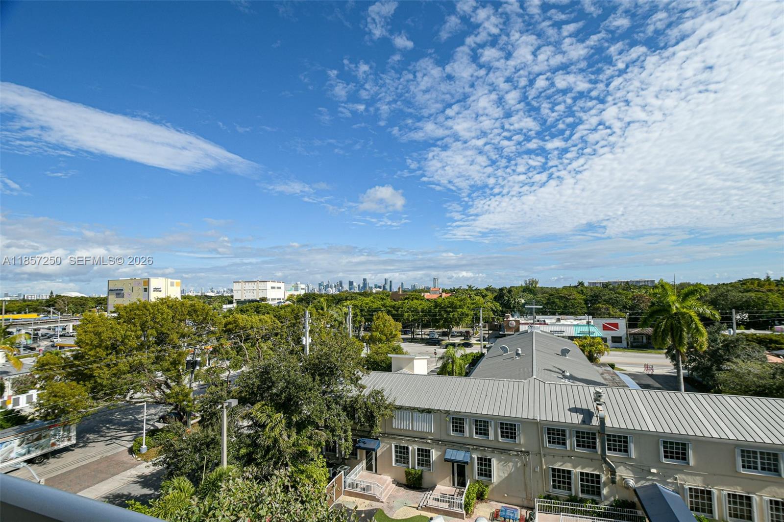83dcefb7-7379 2740 SW 28th Ter # 603, Miami FL 33133 — #A11857250