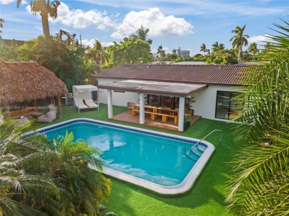 209 N 31st Ave # 1, Hollywood FL 33021 — #A11857304